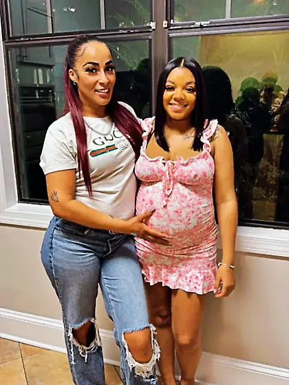 I eat pussy too so I meet with couples too Atl