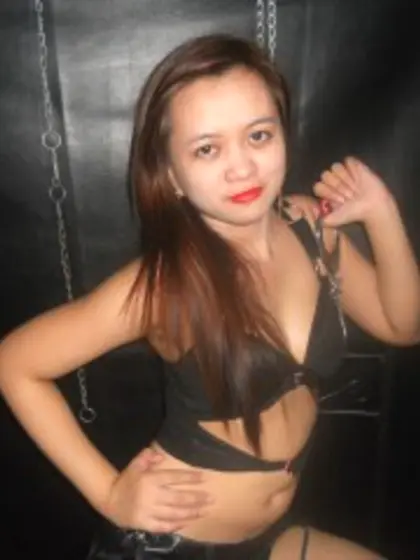 Brunette Teen Sexyslut Sub.