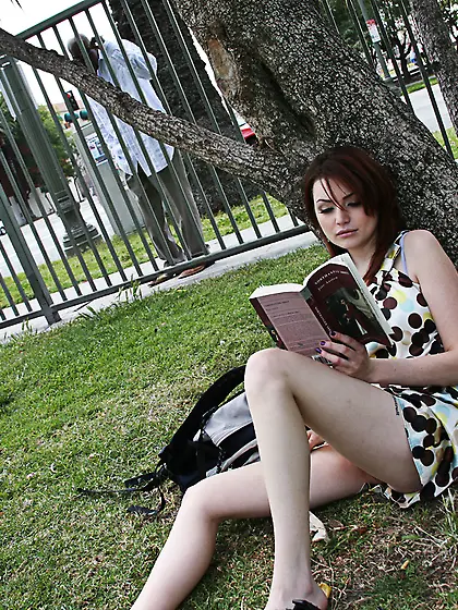 Such a hard black stuff is pounding mercilessly the mouth and al