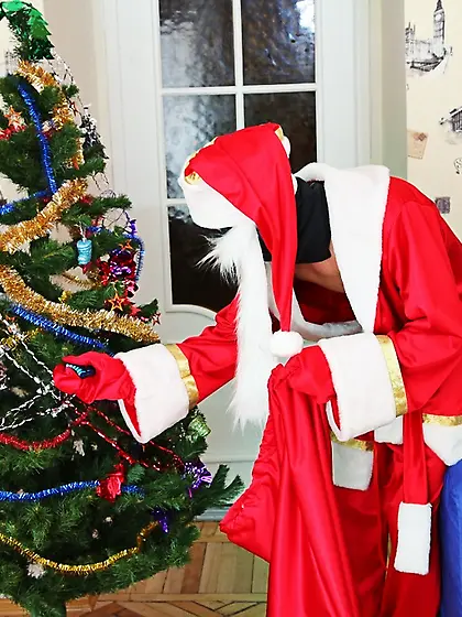 Krystal Boyd gets fucked in a savage way by a hung robber