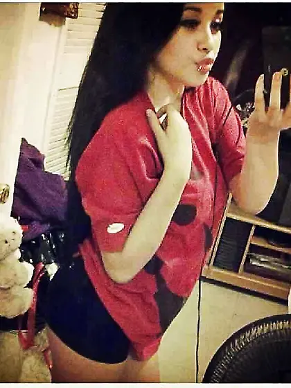 Alejandra loves getting fucked. Leave dirty comments
