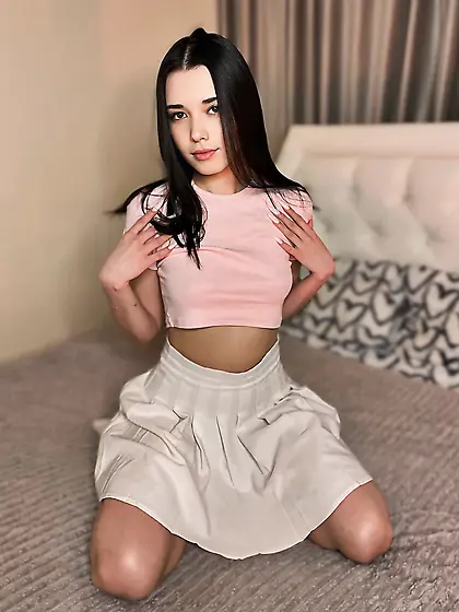 ♡Victoria♡ Free Photos