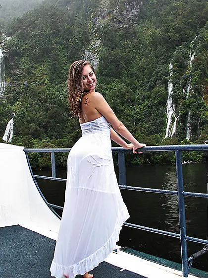 Riley Reid takes her sexy white dress off outdoors and shows us