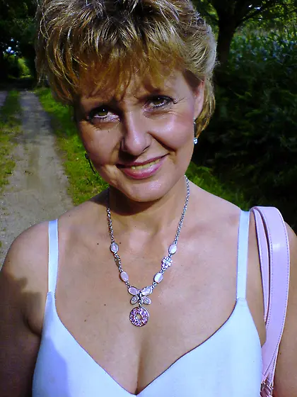 Claudia aus Dormagen Straberg