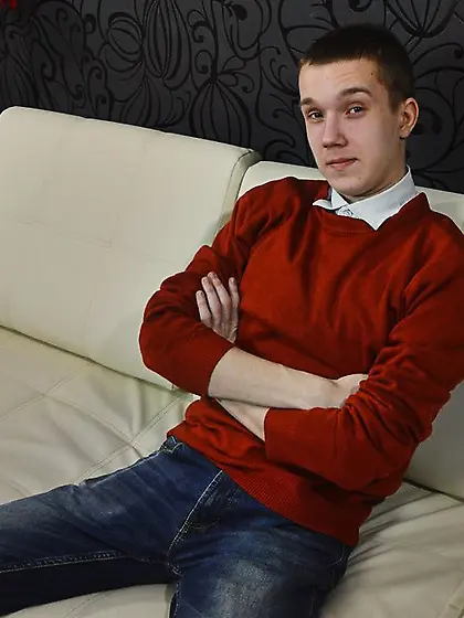 White young gay andylovelygay