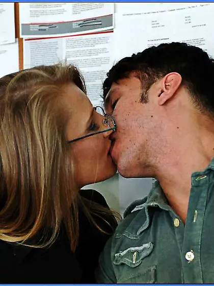 Stunning hardcore pussy licking