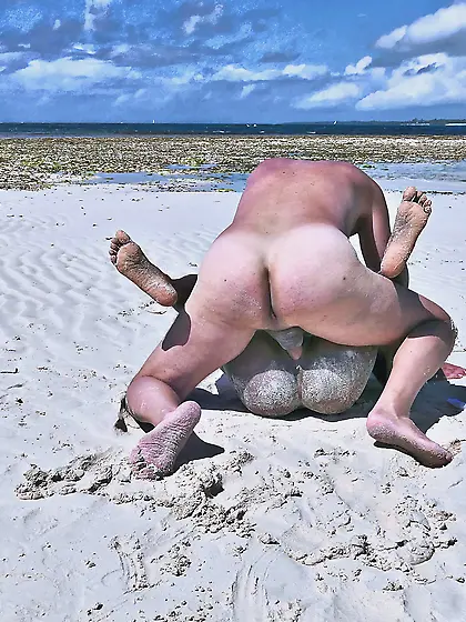 Fucking on the beach, interracial beach porn in Africa