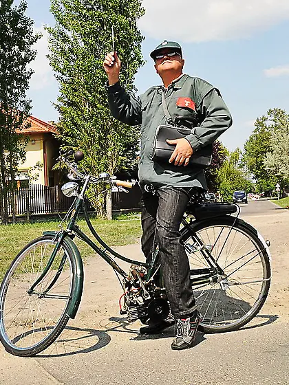 Teen brunette babe is fucking with the old...