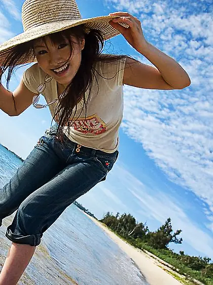 Outdoor posing is what delicious babes like Misako Idols do best