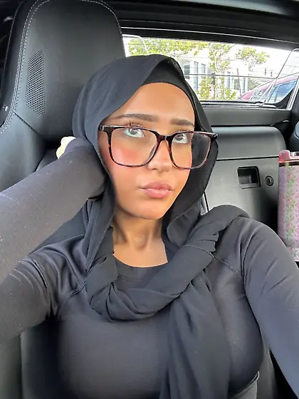 Hot arab hijabi slut