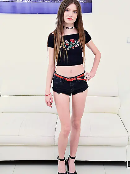 Guys keep hot Russian teen quite busy