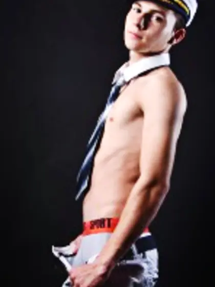 Brunette paxx perform anal