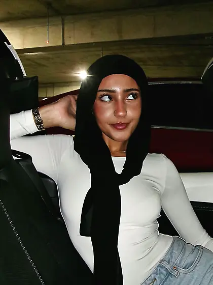 Hot arab hijabi slut