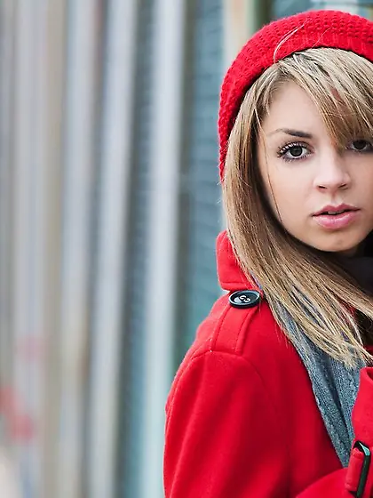 Beret-wearing young blonde shows her bald pussy while outdoors V