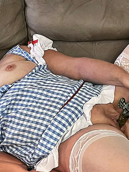 Yummy cum As Snow White Fucking Her Pirate Dagger