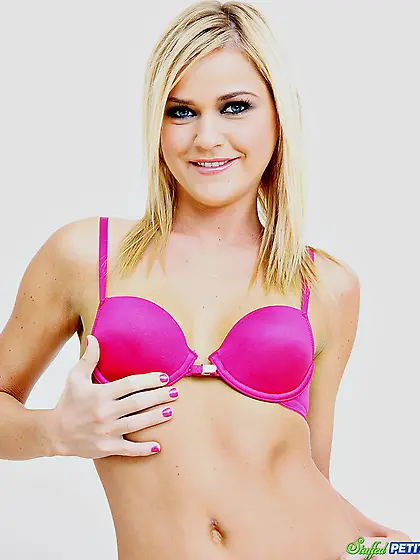 Yummy blondie,  Mckenzee Miles,  opens her clean shaved slit to sh