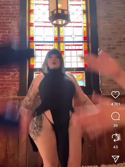 Cum all over that slut, she made me so hard,  tribut