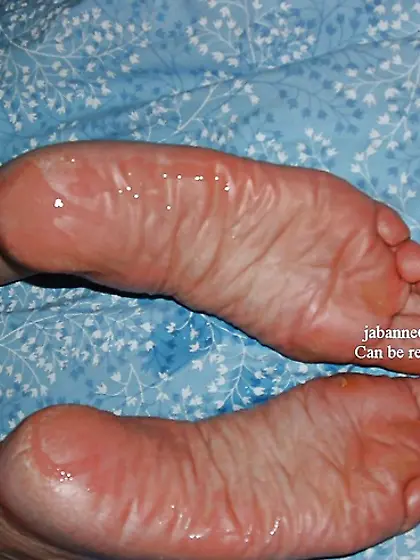 Cum on my feet