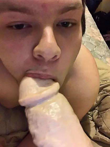 Fag Charlie (19) exposed
