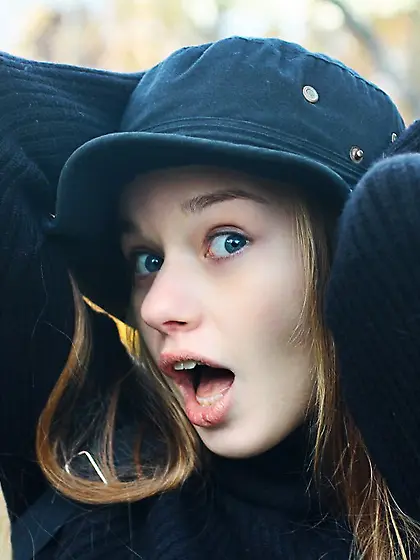 Milena D takes her sexy pink lingerie off and then fingers her h