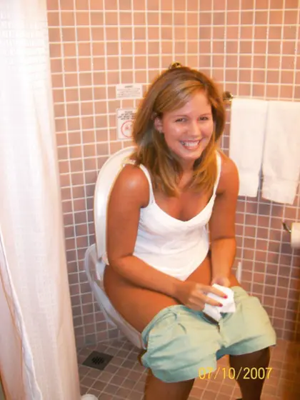 Toilet and pee girls