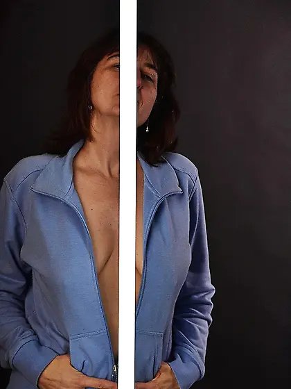 Nasty brunette milf blue