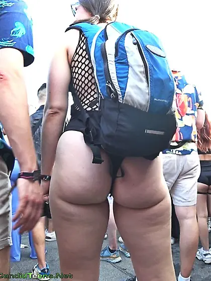 Candid Girls - Ass, Tits, Face Vol. 2