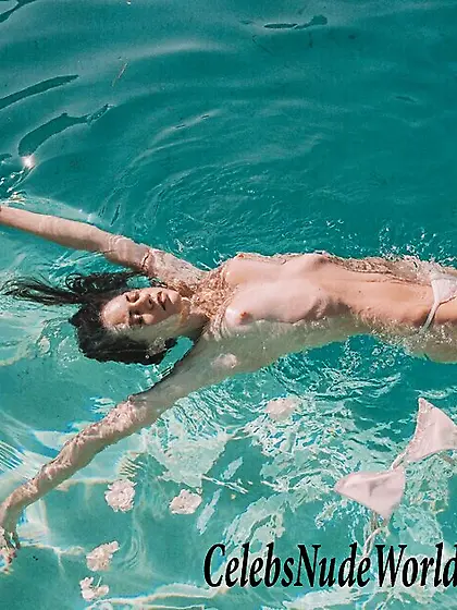 Beate Muska Topless
