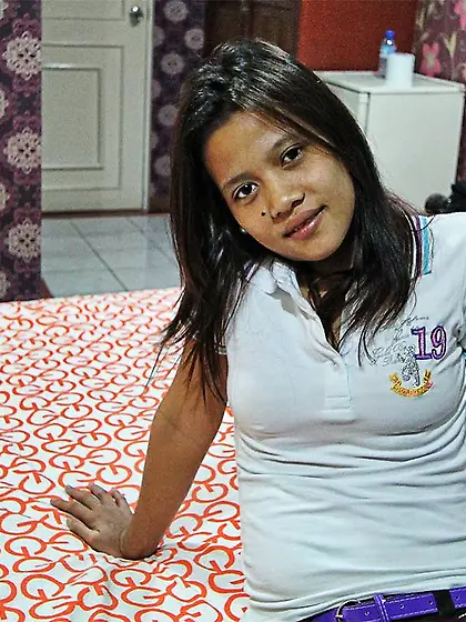 Maricel is interested in getting pumped full of fresh seed