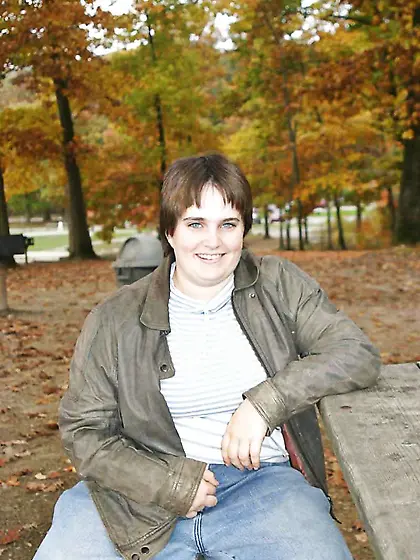 Kaylee Fall Displaying