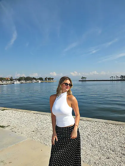 Haley Grimner Busty Nonnude Cutie