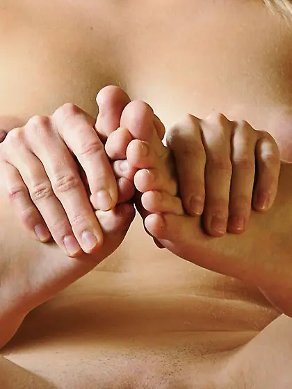 Feet i need to suck on