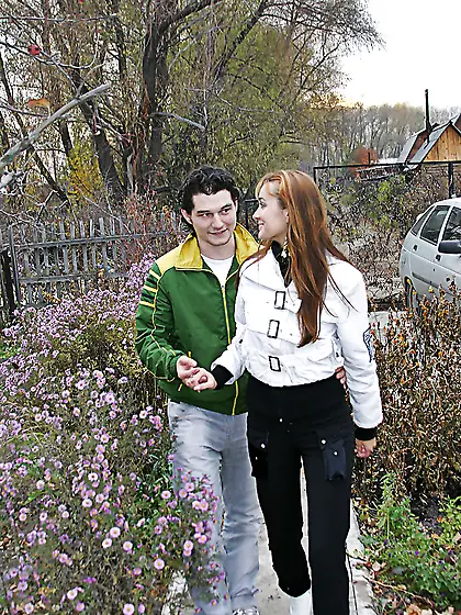 Redheaded babe sucking dick outdoors with no shame at all