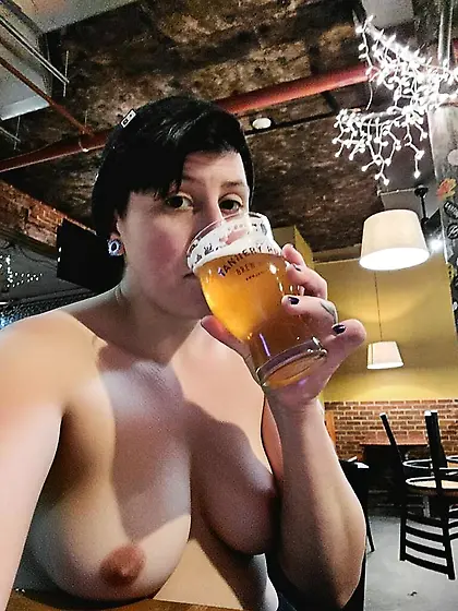 Wives,  girlfriends,  sisters,  daughters