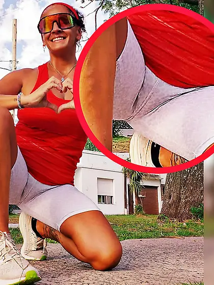 Milf hot cameltoe and ass (3)