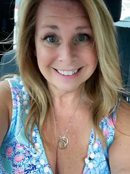 Mature Wife Cumslut Does Anal