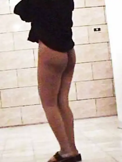 Non-porno Arab dame, with or sans hijab