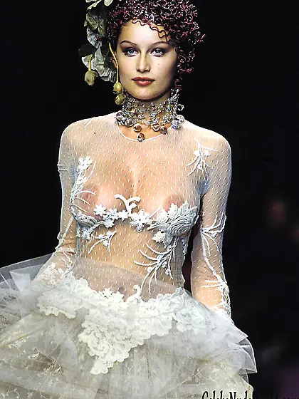 Laetitia Casta see through