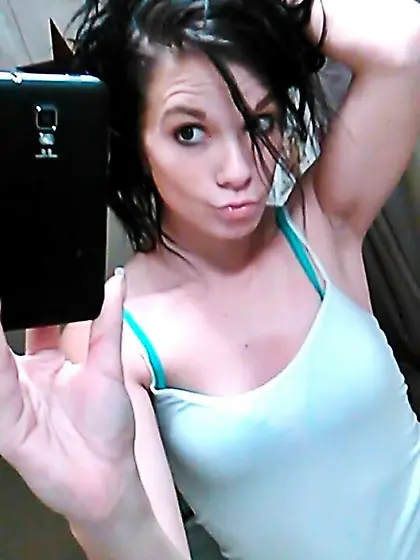 Cute Brunette Girl Selfies