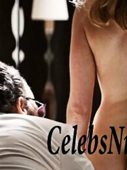 Anne Hathaway Naked