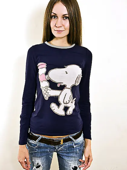 What a adorable little chick, she takes off all her clothes and