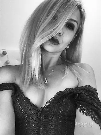 Tiny tits webcam squirt