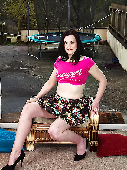 British amateur mature bush