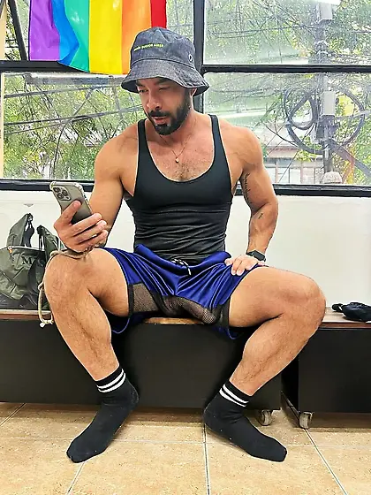 fagbait - alpha cocks luring faggots to destiny